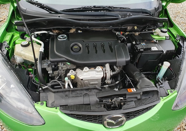 Mazda 2 cena 17700 przebieg: 190000, rok produkcji 2008 z Łazy małe 379